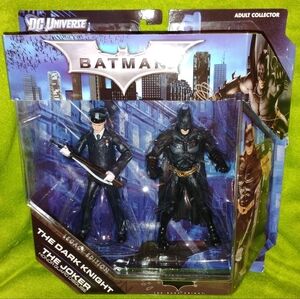 Batman - The Dark Knight and the Joker Honor Guard Disguise Legacy Edition 2011